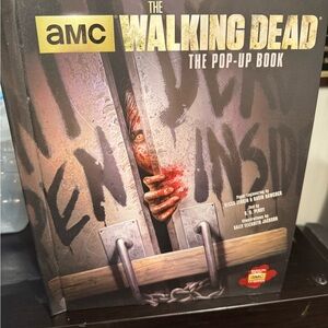 AMC The Walking Dead The Pop-Up Book
